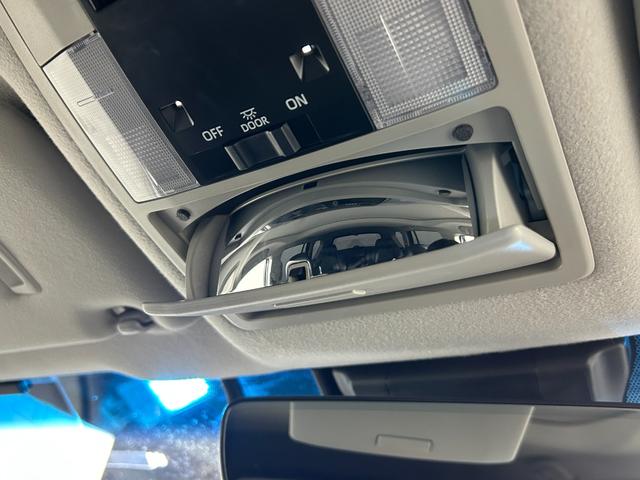ランドクルーザープラド ＴＸ　Ｌパッケージ　マットブラックエディション　サンルーフ　黒革シート　ＡＬＰＩＮＥ９ｉｎｃナビＴＶ　バックカメラ　後席モニター　パワーシート／ヒーター／エアコン　レーダークルコン　衝突軽減Ｂ　レーンアシスト　オートハイビーム　前後ドラレコ　ＥＴＣ（46枚目）
