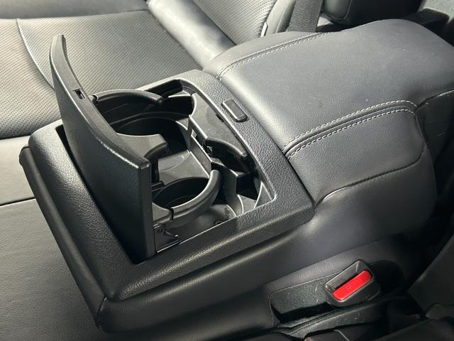 ランドクルーザープラド ＴＸ　Ｌパッケージ　マットブラックエディション　サンルーフ　黒革シート　ＡＬＰＩＮＥ９ｉｎｃナビＴＶ　バックカメラ　後席モニター　パワーシート／ヒーター／エアコン　レーダークルコン　衝突軽減Ｂ　レーンアシスト　オートハイビーム　前後ドラレコ　ＥＴＣ（49枚目）