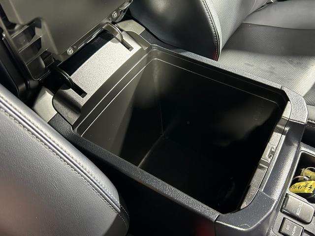 ランドクルーザープラド ＴＸ　Ｌパッケージ　マットブラックエディション　サンルーフ　黒革シート　ＡＬＰＩＮＥ９ｉｎｃナビＴＶ　バックカメラ　後席モニター　パワーシート／ヒーター／エアコン　レーダークルコン　衝突軽減Ｂ　レーンアシスト　オートハイビーム　前後ドラレコ　ＥＴＣ（54枚目）