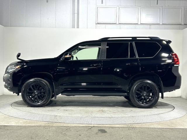 ランドクルーザープラド ＴＸ　Ｌパッケージ　マットブラックエディション　サンルーフ　黒革シート　ＡＬＰＩＮＥ９ｉｎｃナビＴＶ　バックカメラ　後席モニター　パワーシート／ヒーター／エアコン　レーダークルコン　衝突軽減Ｂ　レーンアシスト　オートハイビーム　前後ドラレコ　ＥＴＣ（66枚目）