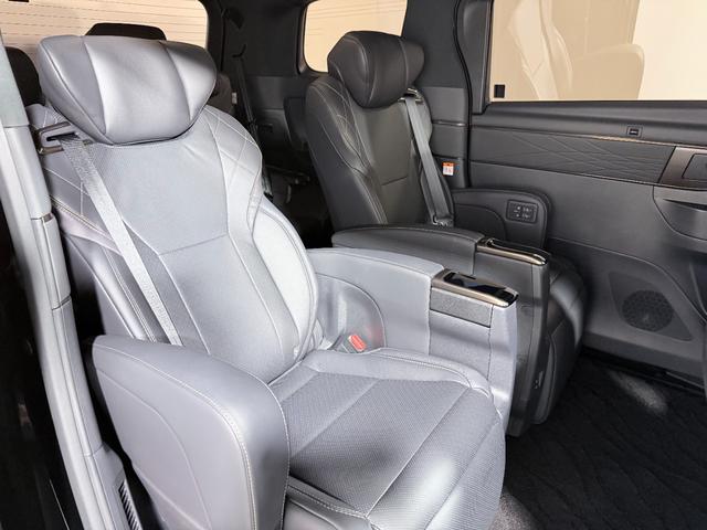 ヴェルファイアハイブリッド Ｚ　プレミア　トヨタチームメイト　アドバンスドパーク　左右独立ムーンルーフ　黒革シート　１４ｉｎｃナビＴＶ　３６０カメラ　後席モニター　ヘッドアップＤ　デジタルインナーミラー　パワーシート／ヒーター／エアコン（14枚目）