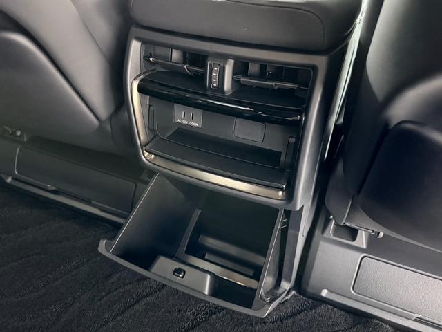 ヴェルファイアハイブリッド Ｚ　プレミア　トヨタチームメイト　アドバンスドパーク　左右独立ムーンルーフ　黒革シート　１４ｉｎｃナビＴＶ　３６０カメラ　後席モニター　ヘッドアップＤ　デジタルインナーミラー　パワーシート／ヒーター／エアコン（44枚目）