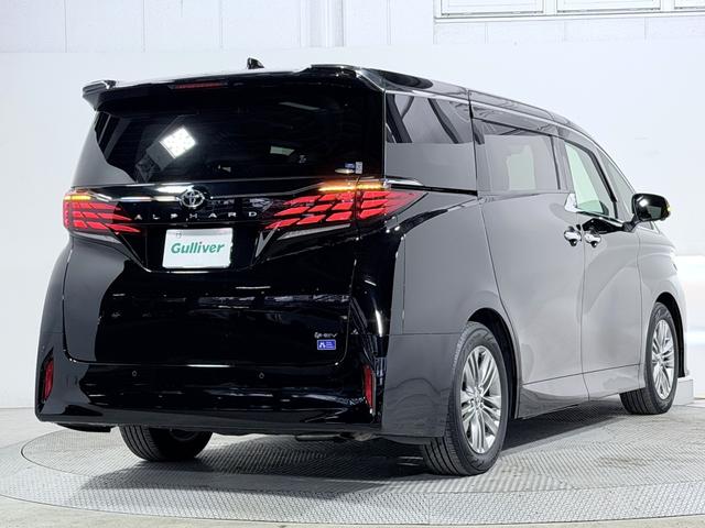 アルファードハイブリッド Ｚ　左右独立ムーンルーフ　黒革シート　ユニバーサルステップ　１４ｉｎｃナビＴＶ　３６０カメラ　後席モニター　デジタルインナーミラー　パワーシート／ヒーター／エアコン　電動リアゲート　レーダーＣ　衝突軽減Ｂ（20枚目）