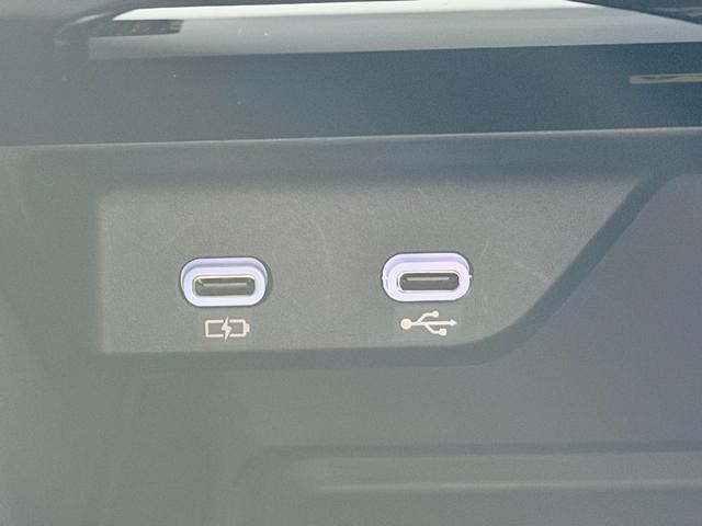 アルファードハイブリッド Ｚ　左右独立ムーンルーフ　黒革シート　ユニバーサルステップ　１４ｉｎｃナビＴＶ　３６０カメラ　後席モニター　デジタルインナーミラー　パワーシート／ヒーター／エアコン　電動リアゲート　レーダーＣ　衝突軽減Ｂ（57枚目）