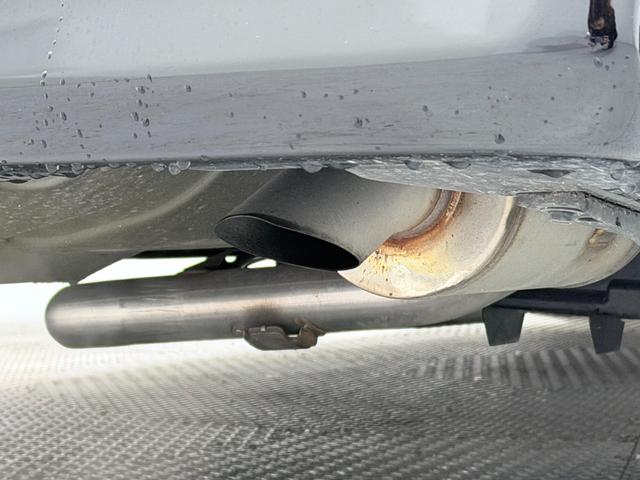 アルファードハイブリッド Ｚ　左右独立ムーンルーフ　黒革シート　ユニバーサルステップ　１４ｉｎｃナビＴＶ　３６０カメラ　後席モニター　デジタルインナーミラー　パワーシート／ヒーター／エアコン　電動リアゲート　レーダーＣ　衝突軽減Ｂ（76枚目）