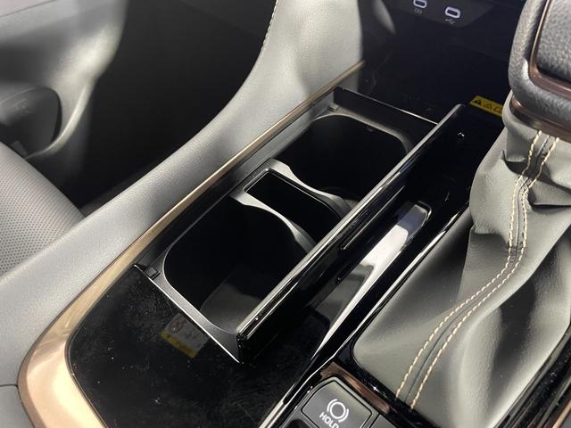 アルファード Ｚ　トヨタチームメイト　アドバンスドパーク　左右独立ムーンルーフ　黒革　モデリスタ　１４ｉｎｃナビＴＶ　３６０カメラ　後席モニター　デジタルインナーミラー　パワーシート／ヒーター／エアコン　電動リアゲート（44枚目）