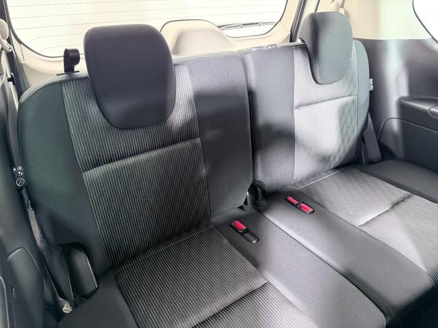 セレナ ハイウェイスターＶ　ＰｒｏＰＩＬＯＴ　純正１０ｉｎｃナビＴＶ　３６０カメラ　フリップダウンモニター　デジタルインナーミラー　レーダークルコン　衝突軽減Ｂ　レーンアシスト　ＢＳＭ　両側パワースライドドア　リアオートエアコン（15枚目）