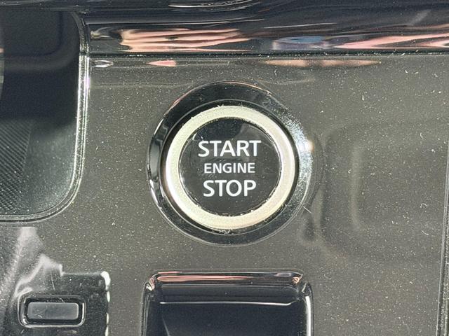 セレナ ハイウェイスターＶ　ＰｒｏＰＩＬＯＴ　純正１０ｉｎｃナビＴＶ　３６０カメラ　フリップダウンモニター　デジタルインナーミラー　レーダークルコン　衝突軽減Ｂ　レーンアシスト　ＢＳＭ　両側パワースライドドア　リアオートエアコン（34枚目）