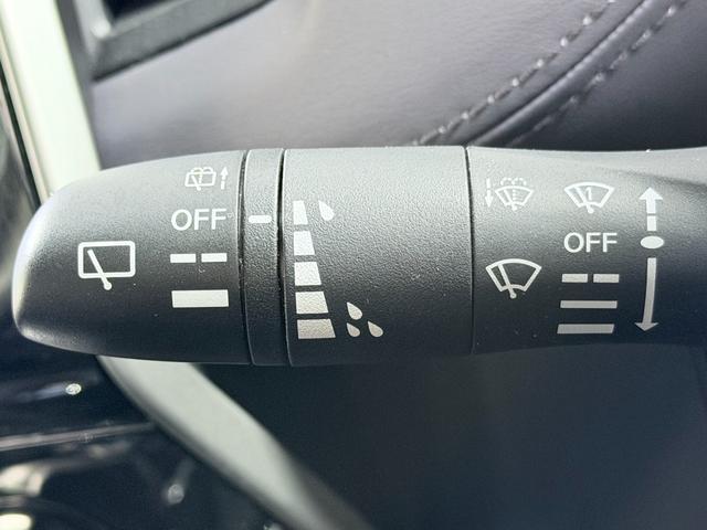 セレナ ハイウェイスターＶ　ＰｒｏＰＩＬＯＴ　純正１０ｉｎｃナビＴＶ　３６０カメラ　フリップダウンモニター　デジタルインナーミラー　レーダークルコン　衝突軽減Ｂ　レーンアシスト　ＢＳＭ　両側パワースライドドア　リアオートエアコン（36枚目）