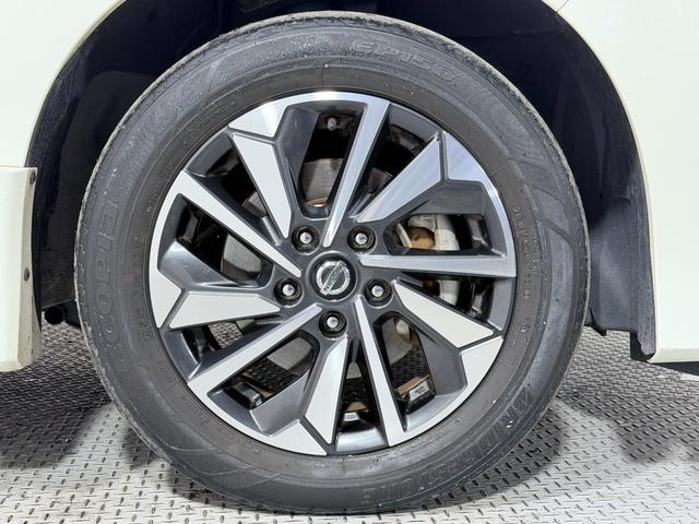 セレナ ハイウェイスターＶ　ＰｒｏＰＩＬＯＴ　純正１０ｉｎｃナビＴＶ　３６０カメラ　フリップダウンモニター　デジタルインナーミラー　レーダークルコン　衝突軽減Ｂ　レーンアシスト　ＢＳＭ　両側パワースライドドア　リアオートエアコン（60枚目）