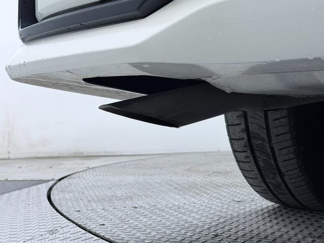 セレナ ハイウェイスターＶ　ＰｒｏＰＩＬＯＴ　純正１０ｉｎｃナビＴＶ　３６０カメラ　フリップダウンモニター　デジタルインナーミラー　レーダークルコン　衝突軽減Ｂ　レーンアシスト　ＢＳＭ　両側パワースライドドア　リアオートエアコン（61枚目）