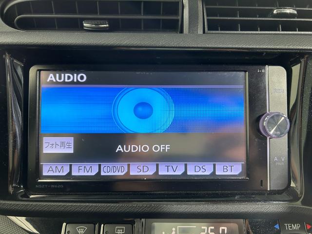 アクア Ｇ　Ｇ’ｓ　社外ナビ　フルセグＴＶ／ＣＤ／ＤＶＤ／Ｂｌｕｅｔｏｏｔｈ接続　バックカメラ　ハーフレザーシート　プッシュスタート　スマートキー　オートライト　フォグランプ　　ＥＴＣ　前後ドライブレコーダー（4枚目）