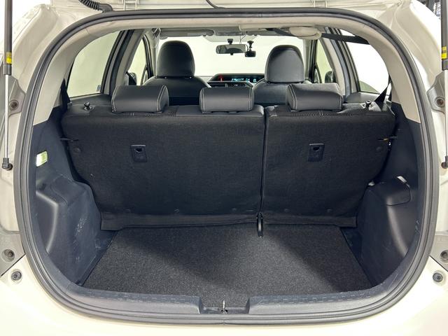 アクア Ｇ　Ｇ’ｓ　社外ナビ　フルセグＴＶ／ＣＤ／ＤＶＤ／Ｂｌｕｅｔｏｏｔｈ接続　バックカメラ　ハーフレザーシート　プッシュスタート　スマートキー　オートライト　フォグランプ　　ＥＴＣ　前後ドライブレコーダー（16枚目）