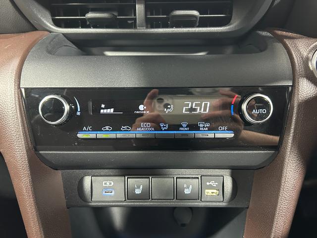 ヤリスクロス ハイブリッドZ 純正ナビ 衝突軽減 全方位カメラ バックカメラ シートヒーター パワーシート レーダークルコン コーナーセンサー レーンアシスト LEDヘッドライト スマートキー 純正AW 前後純正ドラレコ(12枚目)