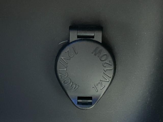 ヤリスクロス ハイブリッドZ 純正ナビ 衝突軽減 全方位カメラ バックカメラ シートヒーター パワーシート レーダークルコン コーナーセンサー レーンアシスト LEDヘッドライト スマートキー 純正AW 前後純正ドラレコ(22枚目)