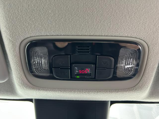 ヤリスクロス ハイブリッドZ 純正ナビ 衝突軽減 全方位カメラ バックカメラ シートヒーター パワーシート レーダークルコン コーナーセンサー レーンアシスト LEDヘッドライト スマートキー 純正AW 前後純正ドラレコ(24枚目)