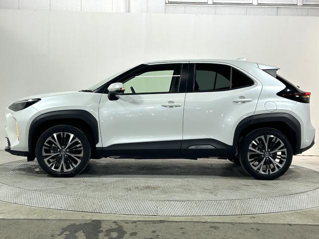 ヤリスクロス ハイブリッドZ 純正ナビ 衝突軽減 全方位カメラ バックカメラ シートヒーター パワーシート レーダークルコン コーナーセンサー レーンアシスト LEDヘッドライト スマートキー 純正AW 前後純正ドラレコ(74枚目)