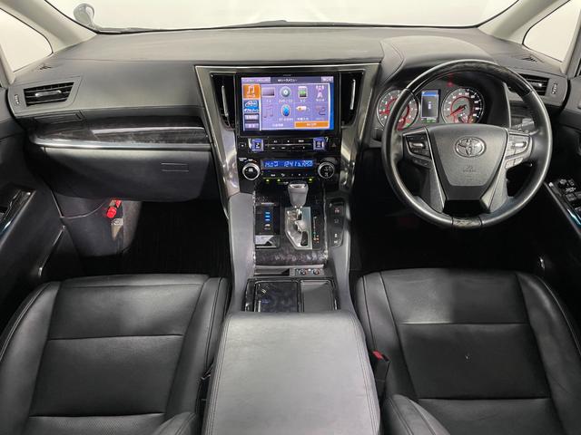 アルファード 2.5S Cパッケージ TRDエアロ サンルーフ 黒革シート ALPINE11incナビTV フリップダウンモニター デジタルインナーミラー パワーシート/ヒーター/エアコン レーダーC 衝突軽減B レーンアシスト BSM(3枚目)