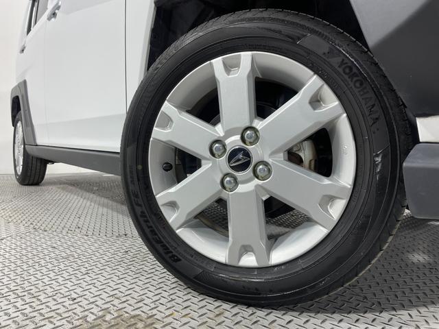 �y�����A���~�z�C�[���z�@�����ЊO�A���~�z�C�[���^�X�^�b�h���X�̎��t���������Ă��܂��B����