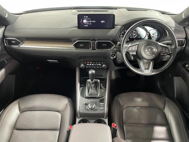 ＣＸ－５ ＸＤ　エクスクルーシブモード　後期　黒革シート　１０．２５ｉｎｃナビＴＶ　３６０カメラ　ヘッドアップデイスプレイ　レーダークルコン　衝突軽減Ｂ　レーンアシスト　ブラインドＳＭ　パワーバックドア　パワーシート／ヒーター／エアコン（3枚目）