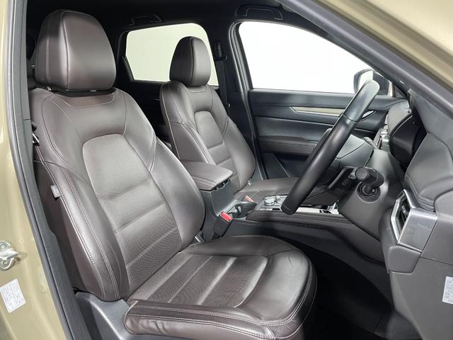 ＣＸ－５ ＸＤ　エクスクルーシブモード　後期　黒革シート　１０．２５ｉｎｃナビＴＶ　３６０カメラ　ヘッドアップデイスプレイ　レーダークルコン　衝突軽減Ｂ　レーンアシスト　ブラインドＳＭ　パワーバックドア　パワーシート／ヒーター／エアコン（14枚目）