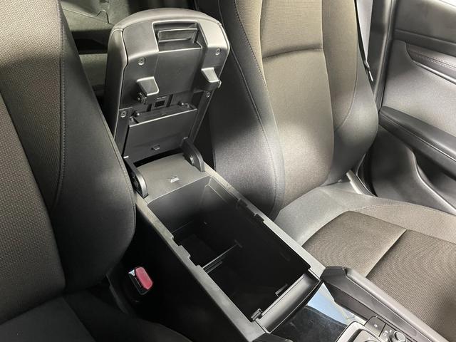 ＭＡＺＤＡ３ファストバック １５Ｓツーリング　純正エアロ　純正ナビＴＶ　Ｂカメラヘッドアップディスプレイ　レーダークルーズ　衝突軽減Ｂ　レーンアシスト　アイドリングストップ　スマートキー　　ＬＥＤヘッドライト　クリアランスソナー　ＥＴＣ（45枚目）