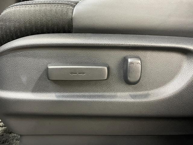 オデッセイハイブリッド e:HEVアブソルート・EX 純正10incナビTV 360カメラ レーダークルーズ 衝突軽減B レーンアシスト ブラインドSM パワーバックドア LEDライト ハーフレザー パワーシート/ヒーター クリアランスソナー ドラレコ(11枚目)