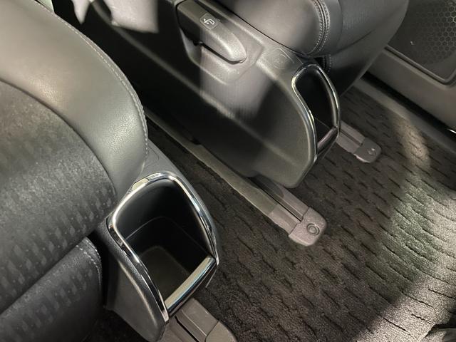 オデッセイハイブリッド e:HEVアブソルート・EX 純正10incナビTV 360カメラ レーダークルーズ 衝突軽減B レーンアシスト ブラインドSM パワーバックドア LEDライト ハーフレザー パワーシート/ヒーター クリアランスソナー ドラレコ(42枚目)