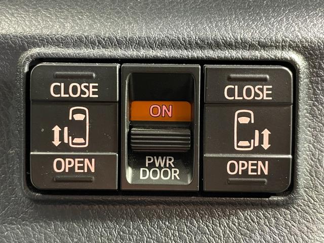 シエンタ ハイブリッドG クエロ 純正9incナビTV 360カメラ ハーフレザー シートヒーター ステアリングヒーター クルーズコントロール 衝突軽減B レーンアシスト オートハイビーム 両側パワースライドドア ドラレコ ETC(6枚目)