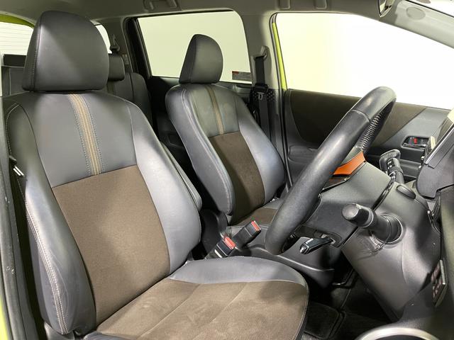 シエンタ ハイブリッドG クエロ 純正9incナビTV 360カメラ ハーフレザー シートヒーター ステアリングヒーター クルーズコントロール 衝突軽減B レーンアシスト オートハイビーム 両側パワースライドドア ドラレコ ETC(13枚目)