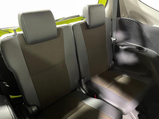 シエンタ ハイブリッドG クエロ 純正9incナビTV 360カメラ ハーフレザー シートヒーター ステアリングヒーター クルーズコントロール 衝突軽減B レーンアシスト オートハイビーム 両側パワースライドドア ドラレコ ETC(15枚目)