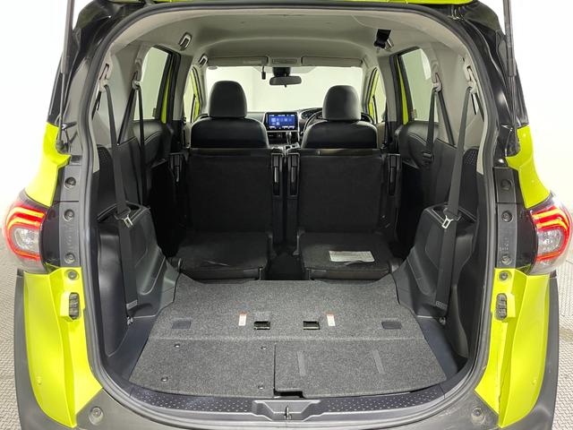 シエンタ ハイブリッドG クエロ 純正9incナビTV 360カメラ ハーフレザー シートヒーター ステアリングヒーター クルーズコントロール 衝突軽減B レーンアシスト オートハイビーム 両側パワースライドドア ドラレコ ETC(24枚目)