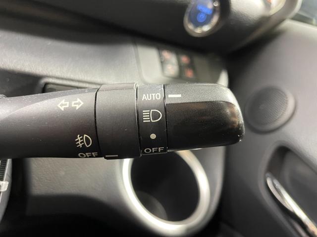 シエンタ ハイブリッドG クエロ 純正9incナビTV 360カメラ ハーフレザー シートヒーター ステアリングヒーター クルーズコントロール 衝突軽減B レーンアシスト オートハイビーム 両側パワースライドドア ドラレコ ETC(33枚目)