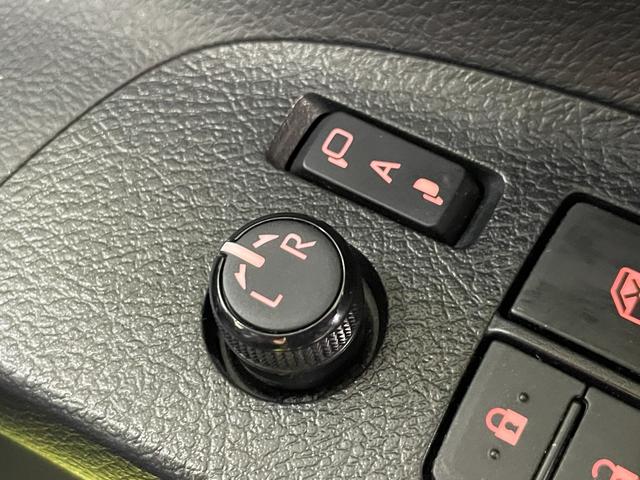 シエンタ ハイブリッドG クエロ 純正9incナビTV 360カメラ ハーフレザー シートヒーター ステアリングヒーター クルーズコントロール 衝突軽減B レーンアシスト オートハイビーム 両側パワースライドドア ドラレコ ETC(34枚目)