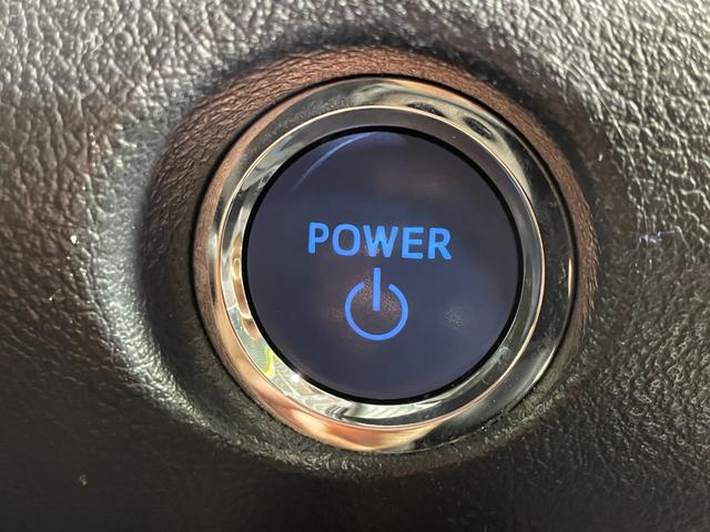 シエンタ ハイブリッドG クエロ 純正9incナビTV 360カメラ ハーフレザー シートヒーター ステアリングヒーター クルーズコントロール 衝突軽減B レーンアシスト オートハイビーム 両側パワースライドドア ドラレコ ETC(35枚目)