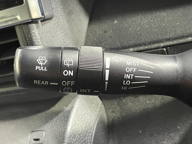 シエンタ ハイブリッドG クエロ 純正9incナビTV 360カメラ ハーフレザー シートヒーター ステアリングヒーター クルーズコントロール 衝突軽減B レーンアシスト オートハイビーム 両側パワースライドドア ドラレコ ETC(36枚目)