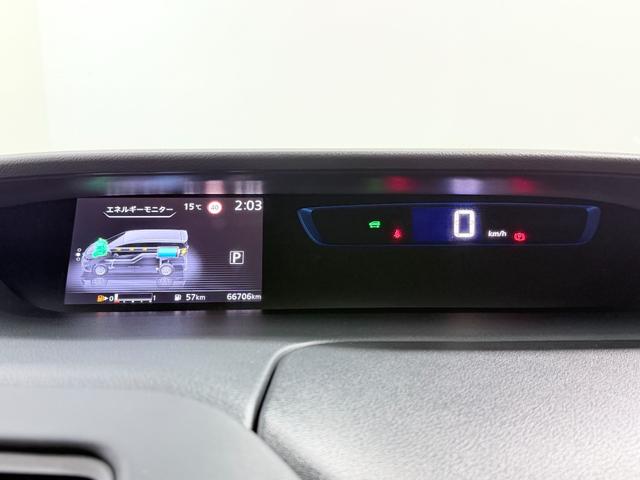 セレナ e-パワー ハイウェイスターV ProPILOT 純正9incナビTV 360カメラ デジタルインナーミラー シートヒーター ステアリングヒーター レーダークルコン 衝突軽減B レーンアシスト 両側パワースライドドア パークアシスト(12枚目)