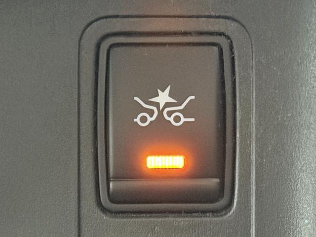 セレナ e-パワー ハイウェイスターV ProPILOT 純正9incナビTV 360カメラ デジタルインナーミラー シートヒーター ステアリングヒーター レーダークルコン 衝突軽減B レーンアシスト 両側パワースライドドア パークアシスト(22枚目)