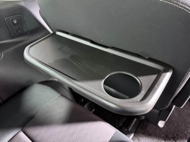 セレナ e-パワー ハイウェイスターV ProPILOT 純正9incナビTV 360カメラ デジタルインナーミラー シートヒーター ステアリングヒーター レーダークルコン 衝突軽減B レーンアシスト 両側パワースライドドア パークアシスト(39枚目)