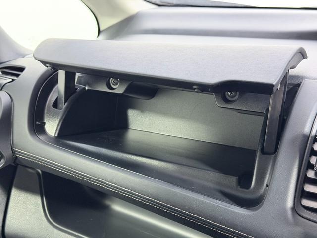 セレナ e-パワー ハイウェイスターV ProPILOT 純正9incナビTV 360カメラ デジタルインナーミラー シートヒーター ステアリングヒーター レーダークルコン 衝突軽減B レーンアシスト 両側パワースライドドア パークアシスト(54枚目)