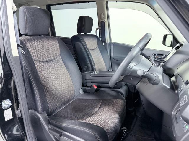 セレナ ハイウェイスター　Ｓ－ハイブリッド　純正８ｉｎｃナビＶ　バックカメラ　フリップダウンモニター　両側パワースライドドア　クルーズコントロール　衝突軽減ブレーキ　レーンアシスト　スマートキー　プッシュスタート　オートライト　ＬＥＤ（13枚目）