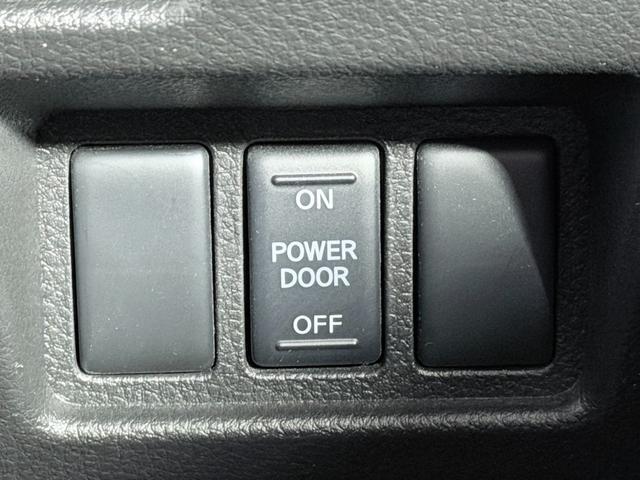 セレナ ハイウェイスター　Ｓ－ハイブリッド　純正８ｉｎｃナビＶ　バックカメラ　フリップダウンモニター　両側パワースライドドア　クルーズコントロール　衝突軽減ブレーキ　レーンアシスト　スマートキー　プッシュスタート　オートライト　ＬＥＤ（22枚目）