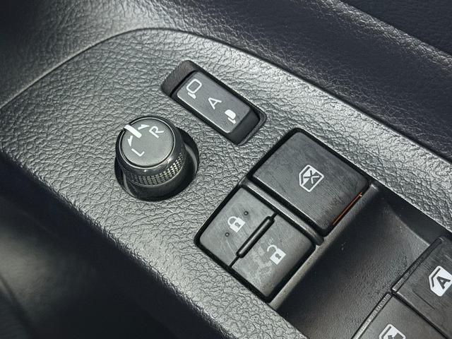 シエンタ G セーフティーエディション 純正ナビTV 360カメラ 両側パワースライドドア シートヒーター 衝突軽減ブレーキ レーンアシスト オートハイビーム スマートキー プッシュスタート オートライト 前後ドライブレコーダー ETC(43枚目)