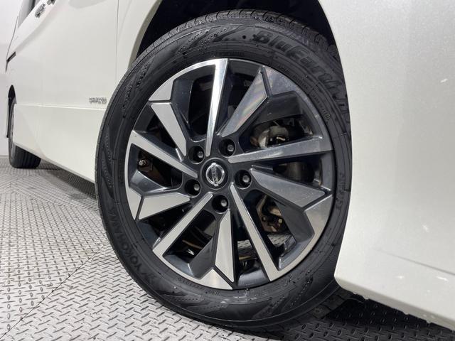 セレナ ハイウェイスターV ProPILOT 純正10incナビTV 360カメラ レーダークルーズ 衝突軽減B レーンアシスト ブラインドSM 両側パワースライドドア クリアランスソナー LEDライト ETC ドラレコ(18枚目)