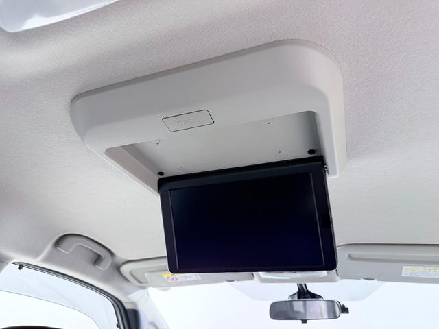 セレナ e-パワー ハイウェイスターV ProPILOT 純正10incナビTV 360カメラ フリップダウンモニター シートヒーター ステアリングヒーター レーダーC 衝突軽減B レーンアシスト BSM パークアシスト クリアランスソナー(5枚目)