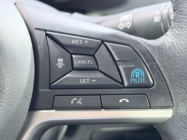 セレナ e-パワー ハイウェイスターV ProPILOT 純正10incナビTV 360カメラ フリップダウンモニター シートヒーター ステアリングヒーター レーダーC 衝突軽減B レーンアシスト BSM パークアシスト クリアランスソナー(6枚目)