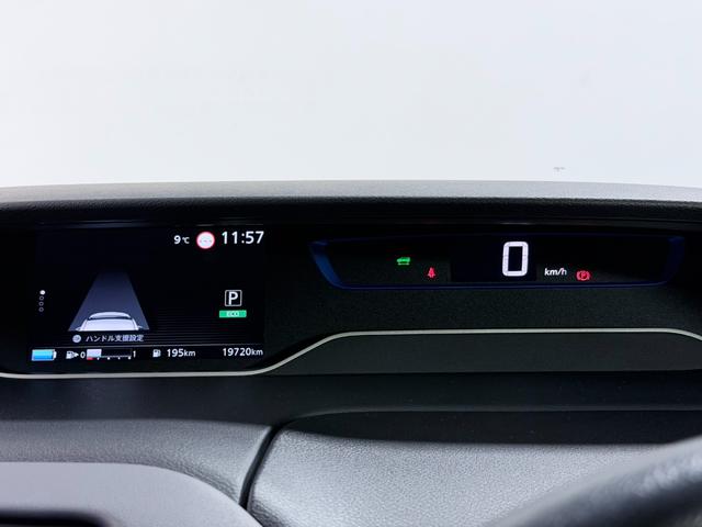 セレナ e-パワー ハイウェイスターV ProPILOT 純正10incナビTV 360カメラ フリップダウンモニター シートヒーター ステアリングヒーター レーダーC 衝突軽減B レーンアシスト BSM パークアシスト クリアランスソナー(12枚目)