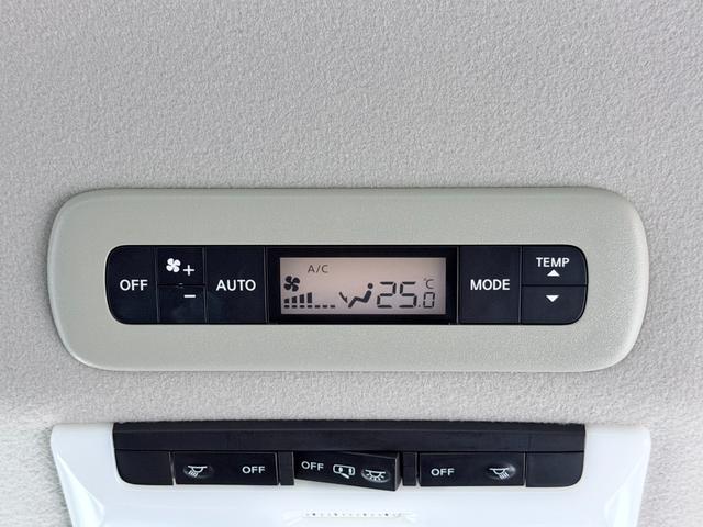 セレナ e-パワー ハイウェイスターV ProPILOT 純正10incナビTV 360カメラ フリップダウンモニター シートヒーター ステアリングヒーター レーダーC 衝突軽減B レーンアシスト BSM パークアシスト クリアランスソナー(30枚目)