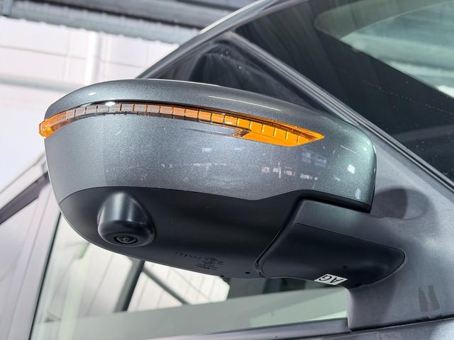 セレナ e-パワー ハイウェイスターV ProPILOT 純正10incナビTV 360カメラ フリップダウンモニター シートヒーター ステアリングヒーター レーダーC 衝突軽減B レーンアシスト BSM パークアシスト クリアランスソナー(63枚目)