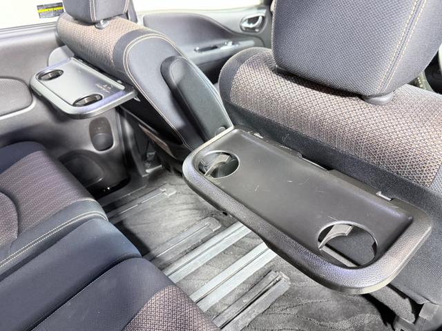 セレナ ハイウェイスターVエアロモード+セフティSHVAセフ 純正エアロ 社外8incナビTV フリップダウンモニター 360カメラ クルーズコントロール 衝突軽減ブレーキ レーンアシスト 両側パワースライドドア LEDライト スマートキー ETC ドラレコ(52枚目)